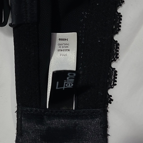 Underwire Bra - Picture 9 of 9